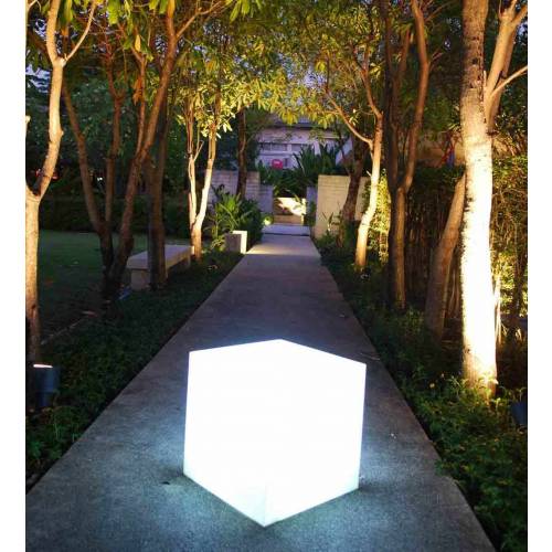 Cubo Branco Luminoso com ficha - 40 x 40 x 40 cm